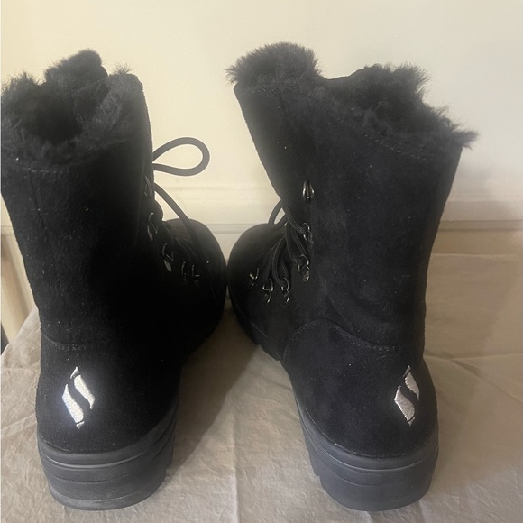 Skecher black suede women’s boots - Picture 3 of 6